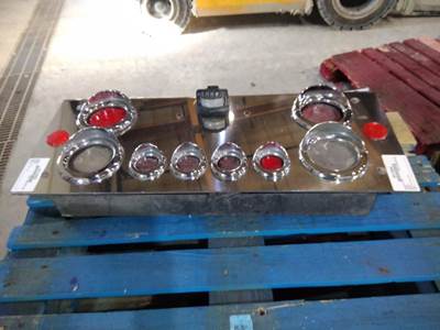 Western Star 5700XE Tail Light