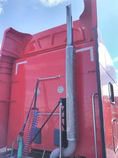 Peterbilt 579 Tail Pipe