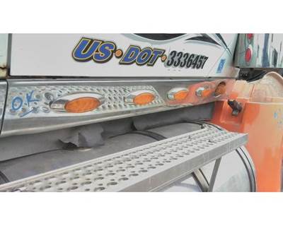 International LoneStar Right Tank Fairing