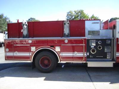 PIERCE FIRE TRUCK BODY 
WATEROUS PUMP CMU