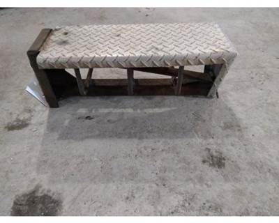 Freightliner Cascadia 113 Right Tire Chain Hanger