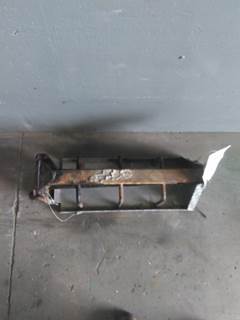 Freightliner Cascadia 116 Tire Chain Hanger