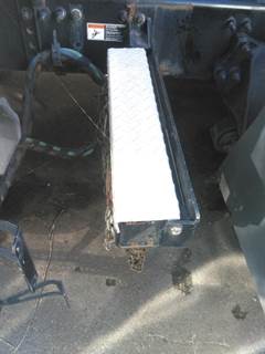 Freightliner Cascadia 126 Left Tire Chain Hanger