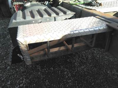 International 8600 Tire Chain Hanger