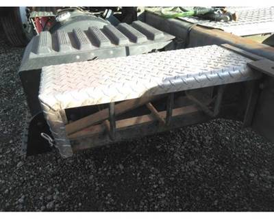 International 8600 Tire Chain Hanger