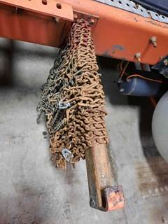 International 9400i Tire Chain Hanger