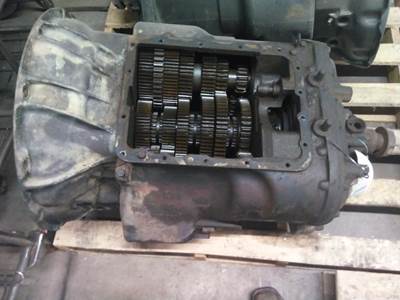 Eaton-Spicer DS404 Tire