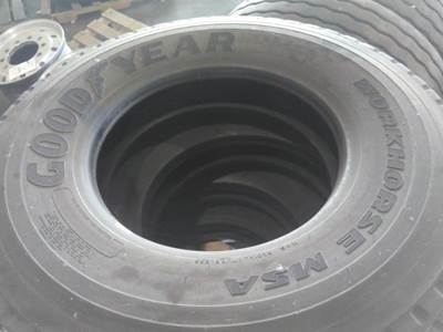 Goodyear 11R22.5 Tire