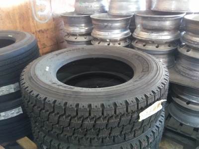 Michelin 245/70R19.5 Tire