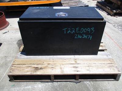 Freightliner Cascadia 113 Tool Box