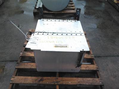 Freightliner Cascadia 113 Right Tool Box