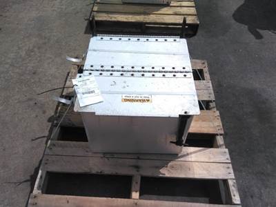 Freightliner Cascadia 113 Right Tool Box