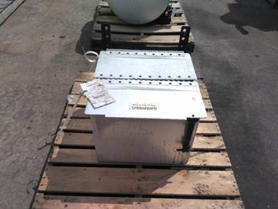 Freightliner Cascadia 113 Right Tool Box