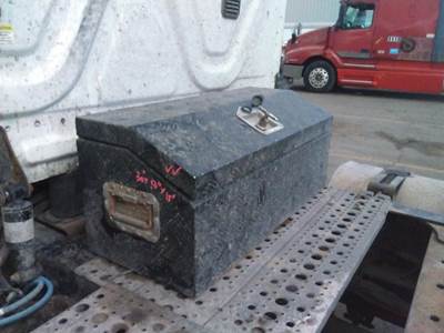 Freightliner Cascadia 113 Tool Box