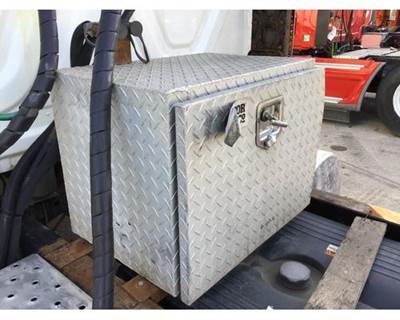 Freightliner Cascadia 113 Tool Box