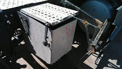 Freightliner Cascadia 125 Tool Box