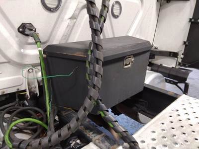 Freightliner Cascadia 126 Tool Box