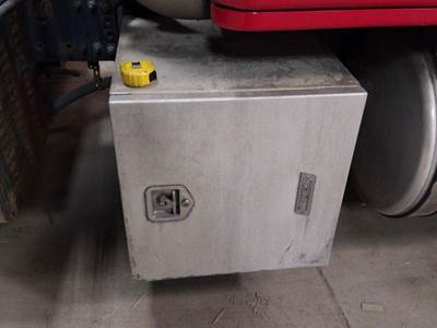 Freightliner Cascadia 126 Tool Box