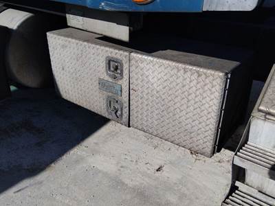 Freightliner Century Class 120 Left Tool Box for a Freightliner CENTURY 120