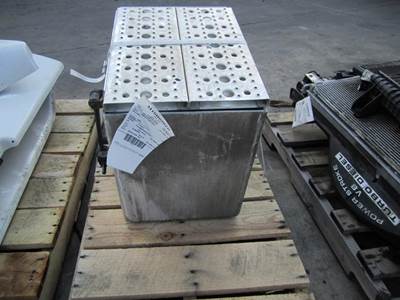 Freightliner Columbia 120 Tool Box