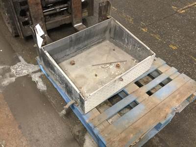 Freightliner FLD120 Right Tool Box