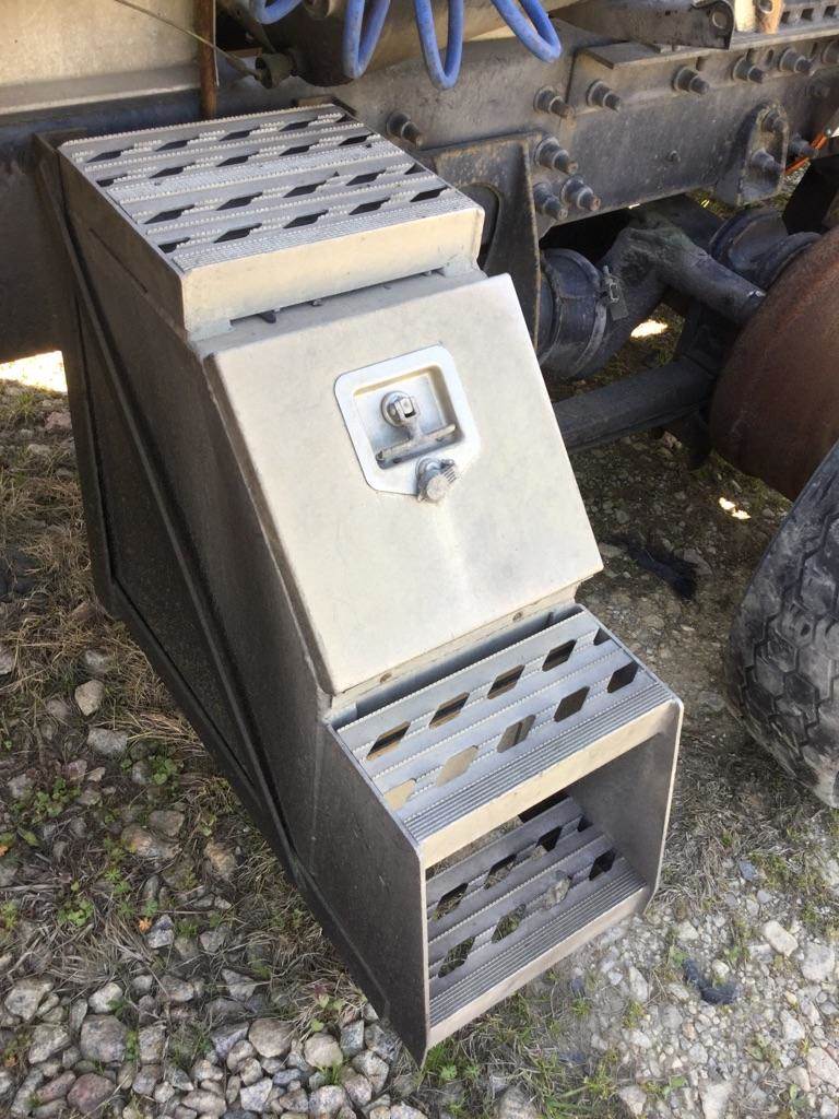 2007 International 9400i Left Tool Box For Sale Athens, GA 1848034