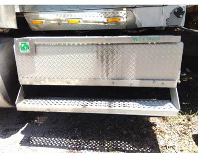 International 9900i Tool Box