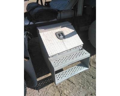 International LT Right Tool Box