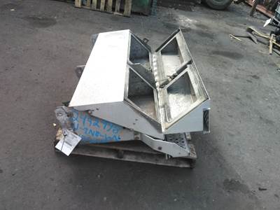 International LoneStar Right Tool Box