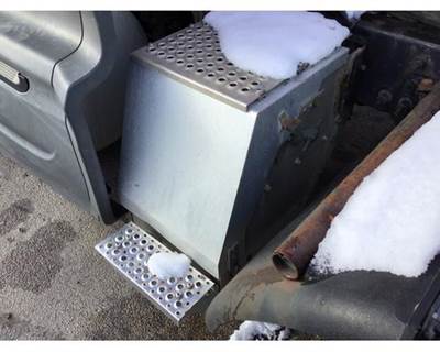 International ProStar Left Tool Box for a International PROSTAR 122