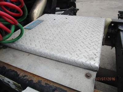 Kenworth T2000 Tool Box