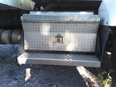 Kenworth T440 Left Tool Box