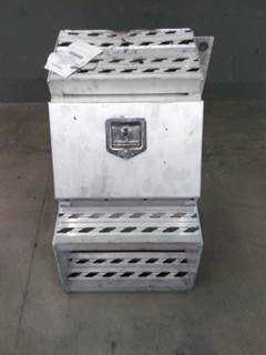 Kenworth W900 Right Tool Box