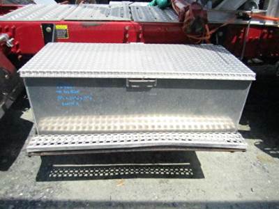 Mack Anthem Right Tool Box