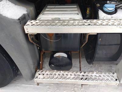 Mack Pinnacle CXU612 Left Tool Box for a Mack CXU612