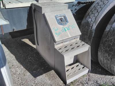 Mack Pinnacle CXU613 Left Tool Box for a Mack CXU613