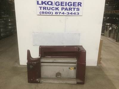 Peterbilt 377 Tool Box