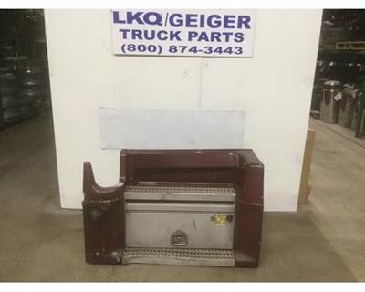 Peterbilt 377 Tool Box