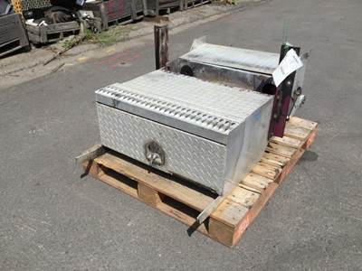 Peterbilt 378 Tool Box