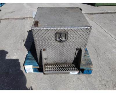 Peterbilt 379 Tool Box