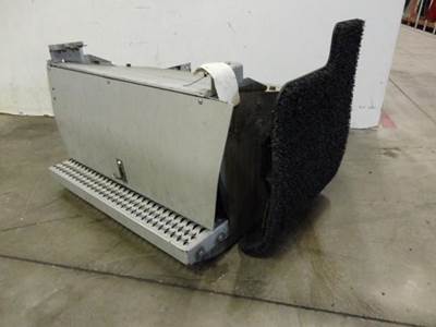 Peterbilt 387 Tool Box