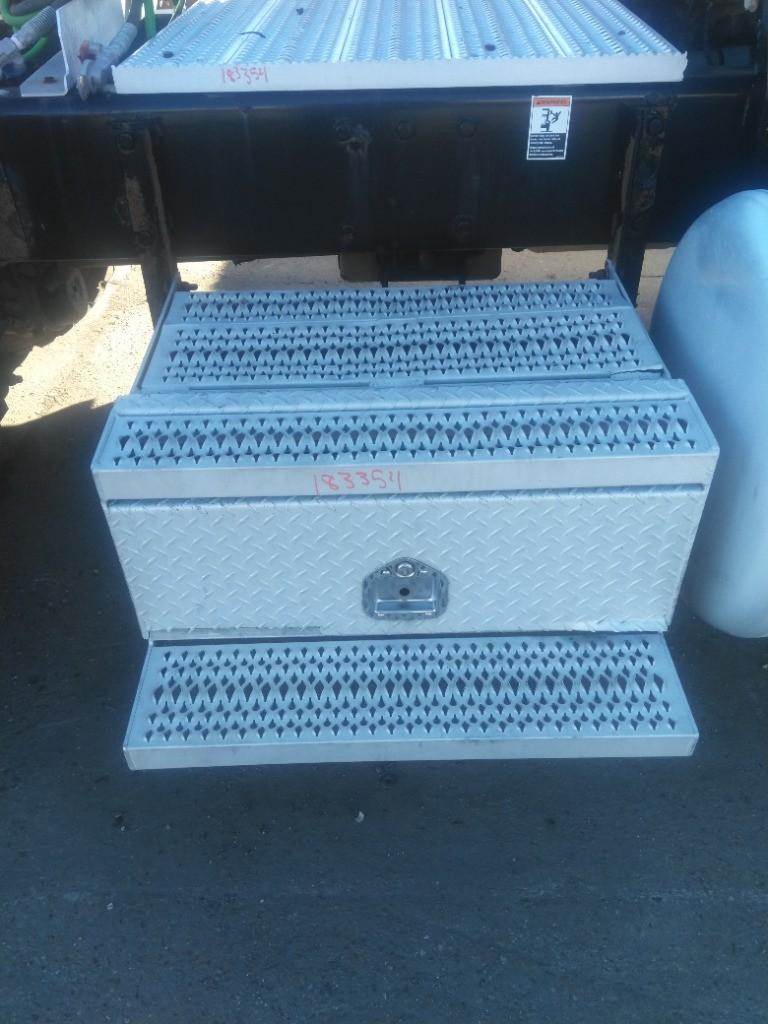 2012 Peterbilt 388 Right Tool Box For Sale Jackson, MS 2341194