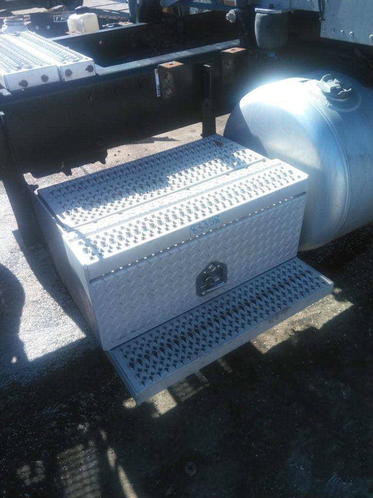 2012 Peterbilt 388 Right Tool Box For Sale Jackson, MS 2351129