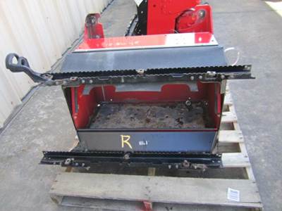 Peterbilt 579 Right Tool Box