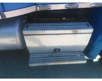Peterbilt 579 Right Tool Box