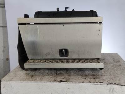 Peterbilt 587 Tool Box