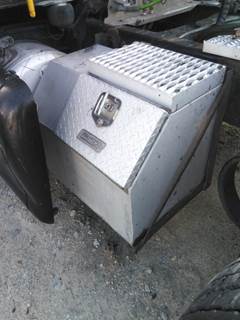 Peterbilt 587 Tool Box
