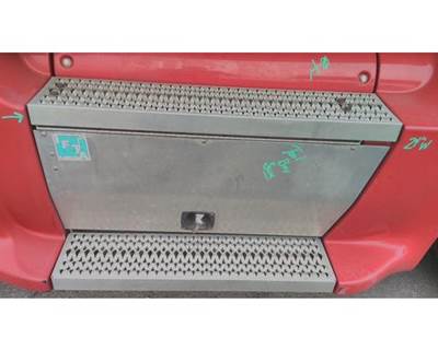 Peterbilt 587 Right Tool Box