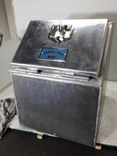 MERRITT SADDLE BOX SM DR BRITE 