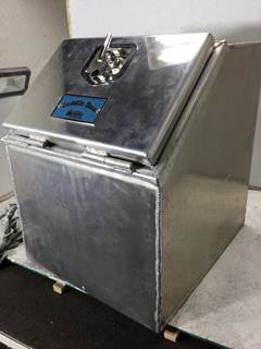 MERRITT SADDLE BOX SM DR BRITE 